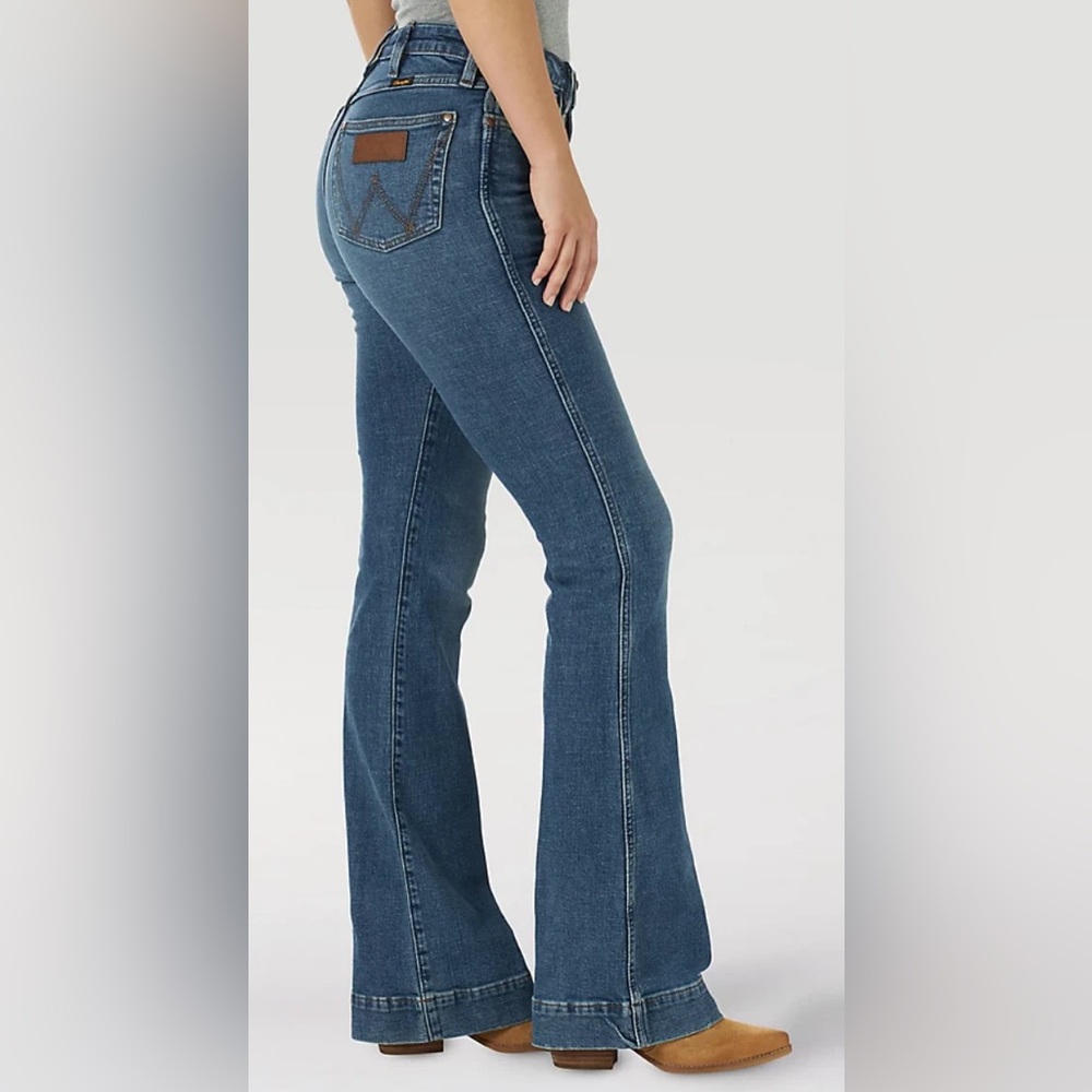 Wrangler Mid Rise Retro Trouser Jean 33 / 34